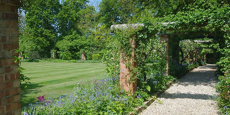 Cardinal Clinic Grounds